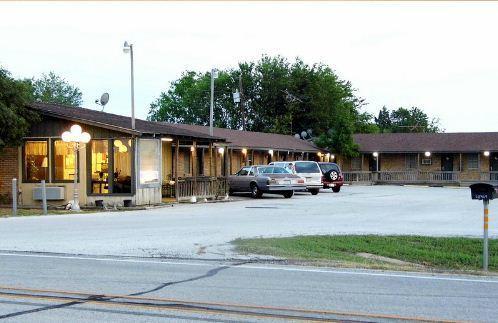 Interstate Motel Wills Point ภายนอก รูปภาพ